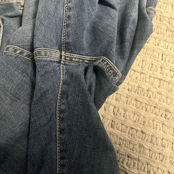 Denizen from Levi's Dark Wash Blue Skinny Jeans - Picture 3 of 4